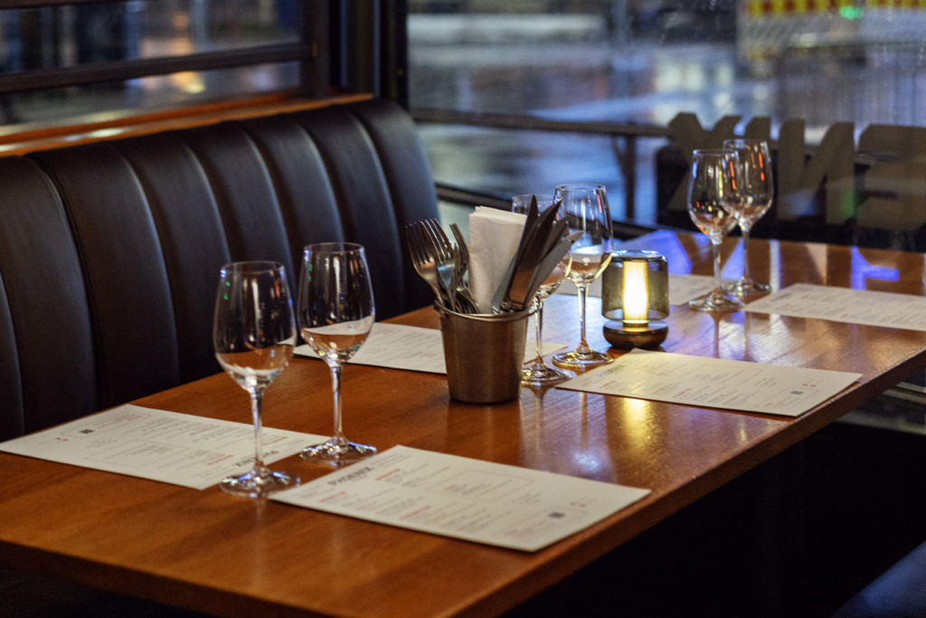 Table booth at Phoenix Gastropub in Trondheim